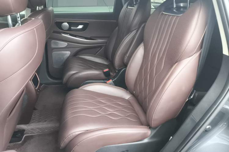 Used  Lanyue 2023 400T Four-Wheel Drive Star Prestige Edition 6 Seats
