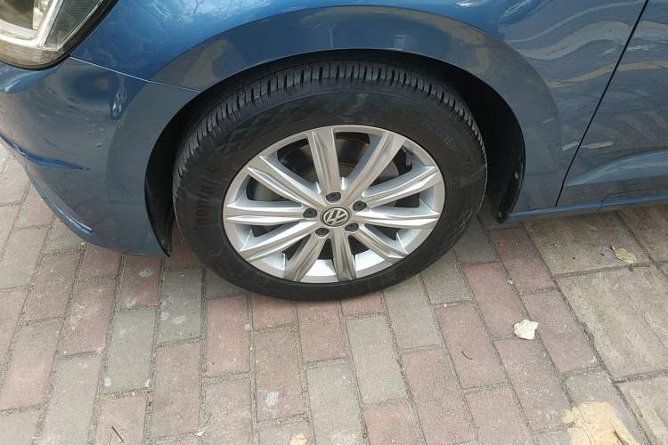 Used Volkswagen Touran 2018 Volkswagen Touran L 280TSI DSG Comfort Edition 7-seater