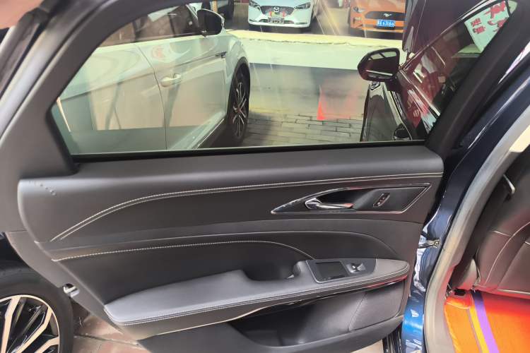 Used Ford Taurus 2017 EcoBoost 245 Luxury Model