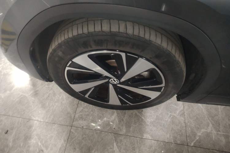 Used Volkswagen ID.6 X 2021 Pro Smart Long-Range Edition