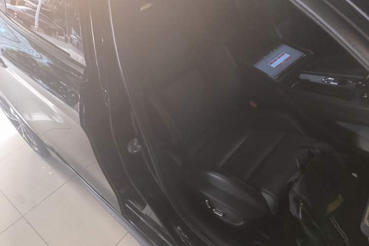 Used Lynk & Co 03 2023 1.5TD DCT JingPro