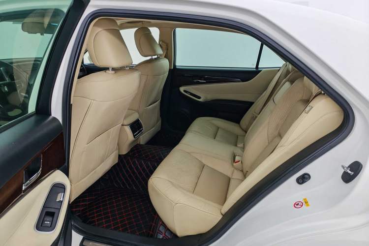 Used Toyota Crown 2018 2.0T Fashion Edition