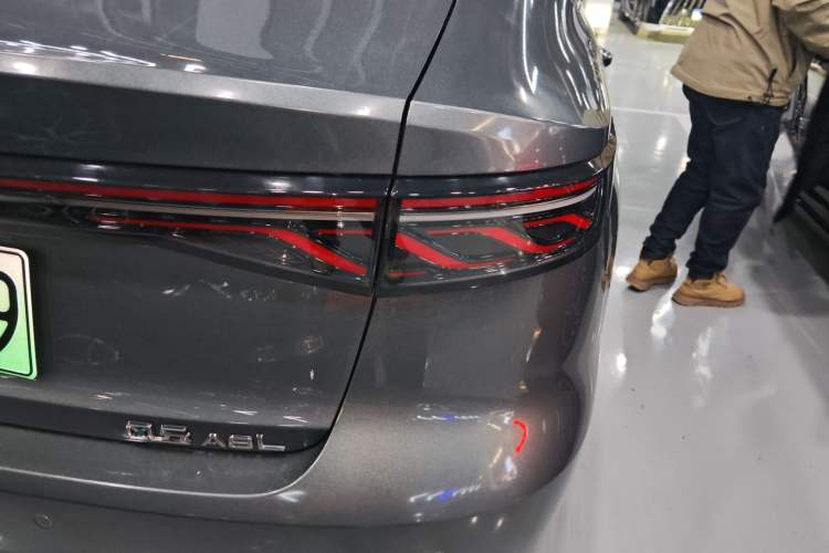 Used Chery Fengyun A8L 2025 1.5 TGDI 145 km Luxury Version
