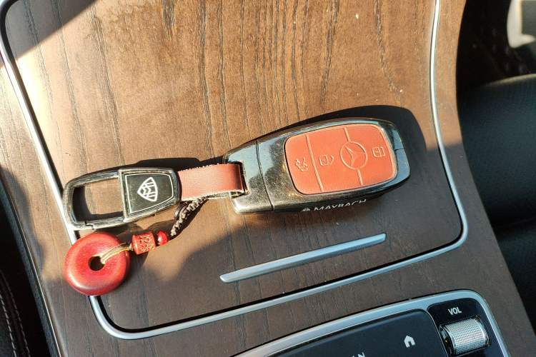 Used Mercedes-Benz GLC 2020 Facelift GLC 300 L 4MATIC Dynamic Edition
