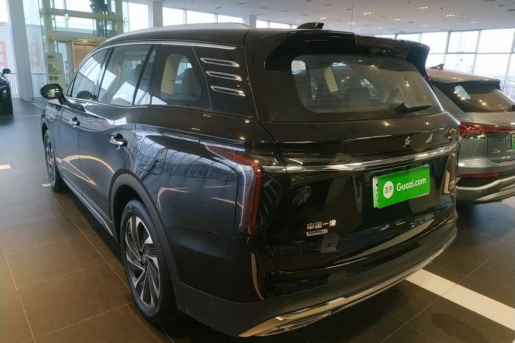 Used Hongqi HS7 PHEV 2024 2.0T PHEV Four-Wheel Drive Flagship Edition 6 Seats