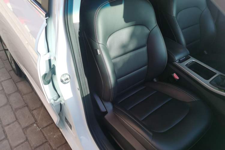 Used Geely Auto Emgrand GL 2019 1.4T Manual Elite Smart Edition
