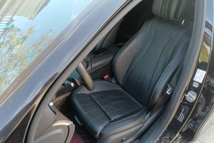 Used Mercedes-Benz E-Class 2020 Facelift E 260 L