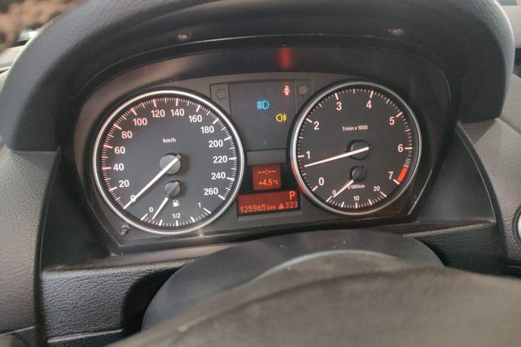 Used BMW X1 2014 sDrive18i Leading Model
