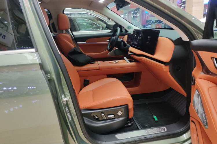 Used Wey Lanshan 2025 Four-Wheel Drive Ultra