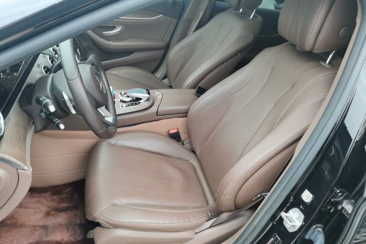 Used Mercedes-Benz E-Class 2018 Facelifted E 300 L Stylish Version
