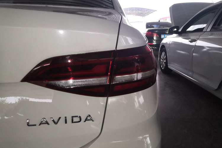 Used Volkswagen Lavida 2023 1.5L Automatic De Yi Edition
