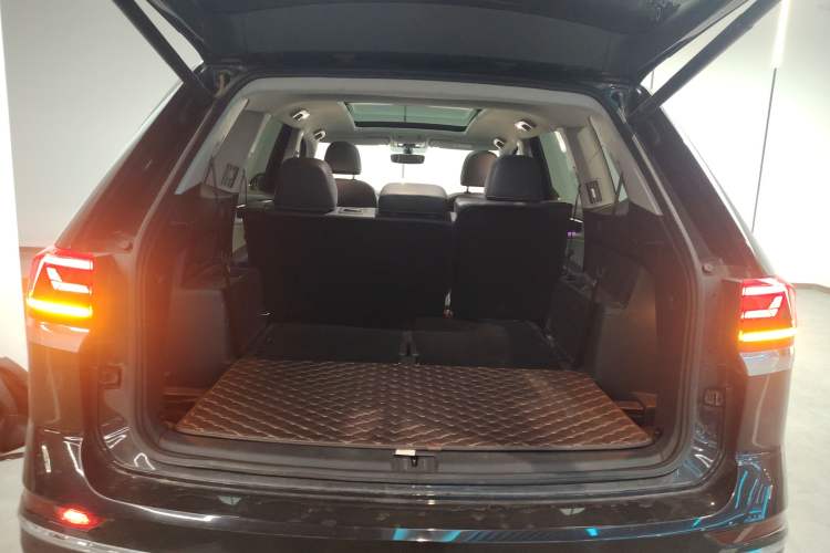 Used Volkswagen Teramont 2021 330TSI Two-Wheel-Drive Prestige Luxury Edition
