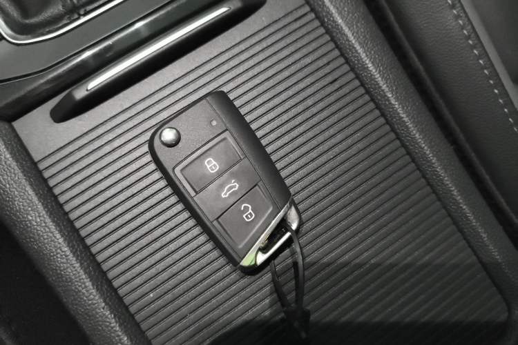 Used Volkswagen Sagitar 2020 280TSI DSG Comfort Version China VI Standard
