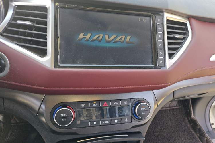 Used Haval H6 Coupe 2018 Red-Label 1.5T Automatic Two-Wheel Drive Luxury Model
