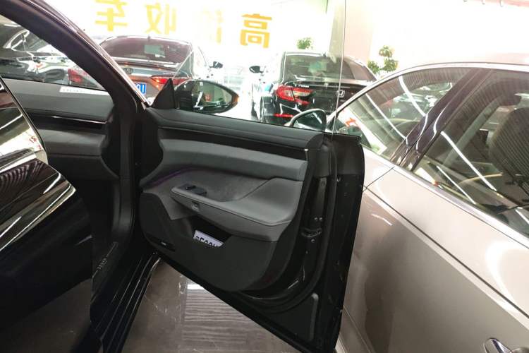 Used Zeekr 001 2025 WE Edition 95 kWh All-Wheel Drive
