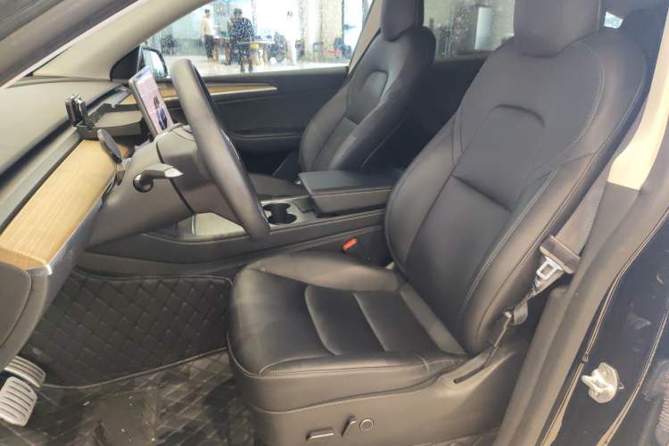 Used Tesla Model Y 2022 Performance High-Performance All-Wheel-Drive Version
