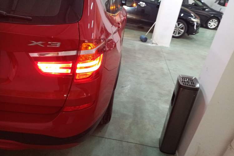 Used BMW X3 2016 sDrive20i
