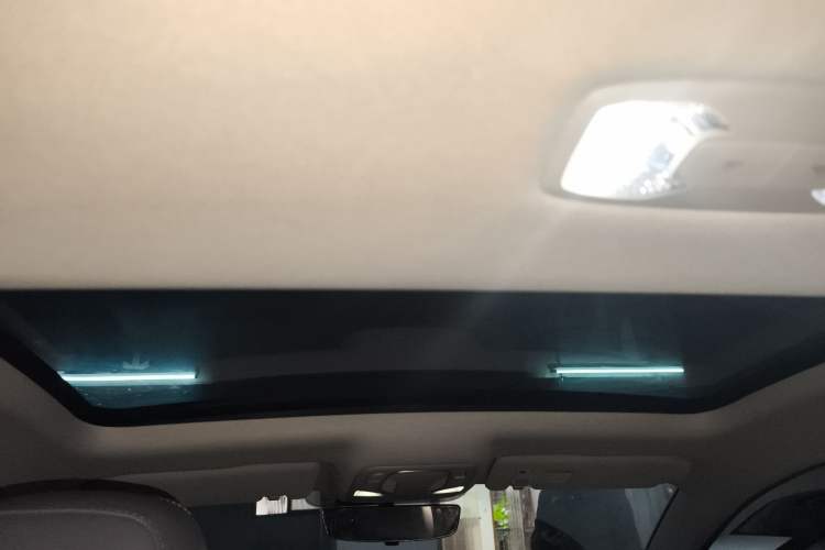 Used  ER6 2020 620 km Smart Drive Version
