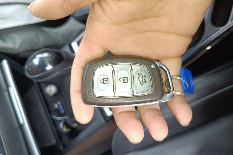 Used Hyundai Mistra 2014 1.8L Automatic Smart GLS
