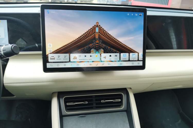 Used BYD Qin L 2025 DM-i Smart Drive 120KM Superior Model