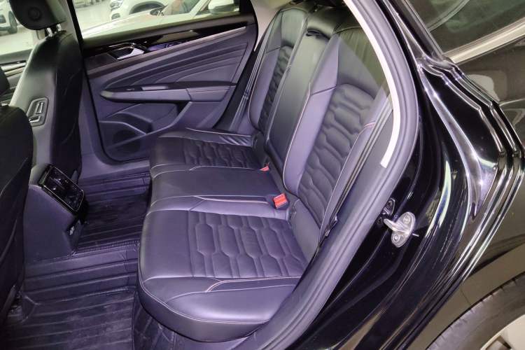 Used Volkswagen Passat 2019 280TSI Elite Edition China VI Standard
