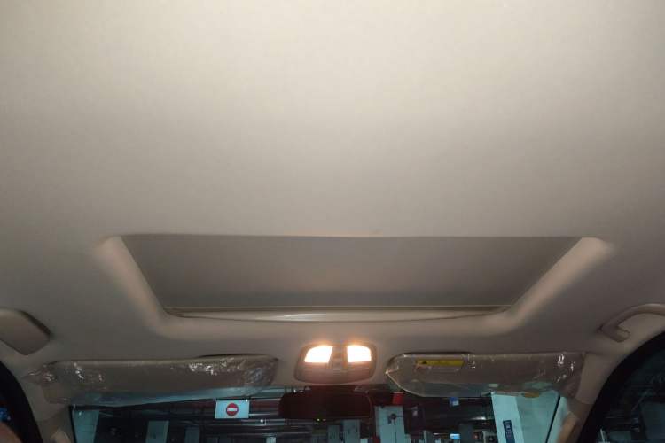 Used SAIC MAXUS G20 2020 2.0T Gasoline Automatic Luxury Edition
