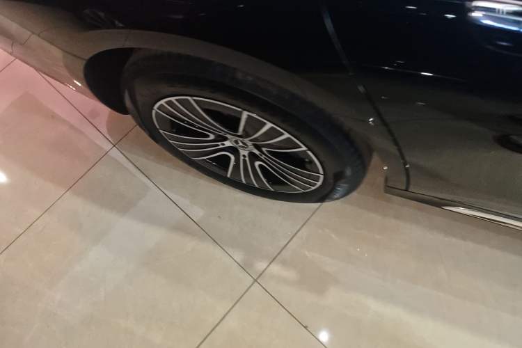 Used Mercedes-Benz E-Class 2024 E 260 L 4MATIC
