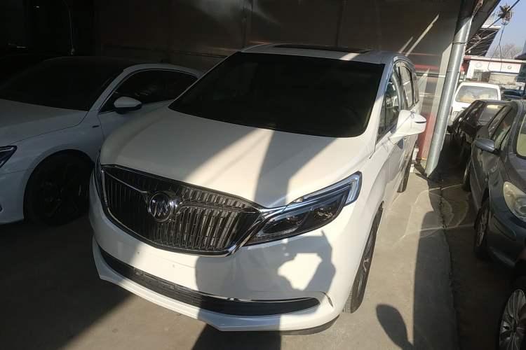 Used Buick GL8 2018 ES 28T Luxury Model China VI Standard
