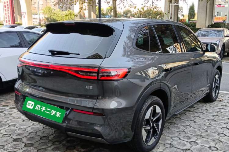 Used  E5 2024 530km Long-Range Version
