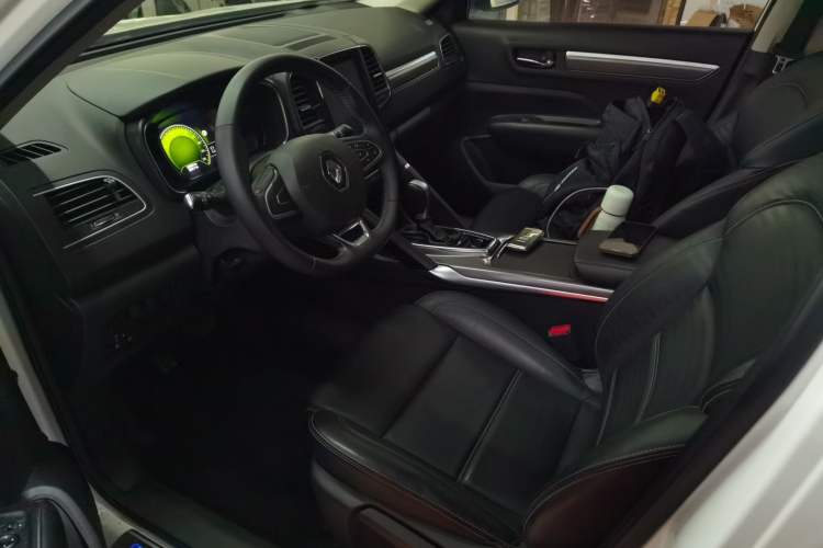 Used Renault Koleos 2017 2.0L Two-Wheel-Drive Leading Edition
