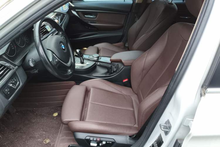 Used BMW 3 Series 2019 320Li Fashion Model
