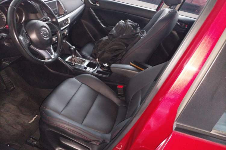 Used Mazda CX-5 2015 2.0L Automatic Two-Wheel Drive Urban Version
