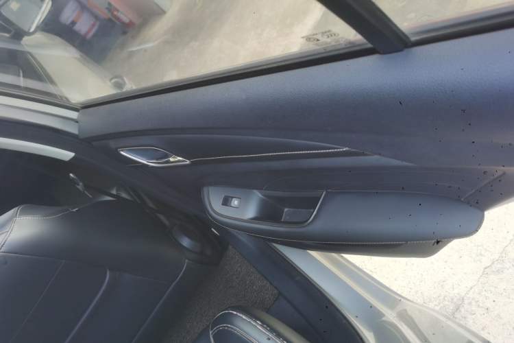 Used Roewe i5 2019 1.5L Automatic 4G Connected Langhao Edition
