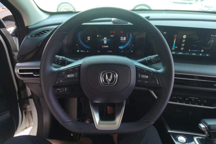 Used Changan Eado 2021 PLUS Blue Whale NE 1.4T GDI DCT Prestige Model
