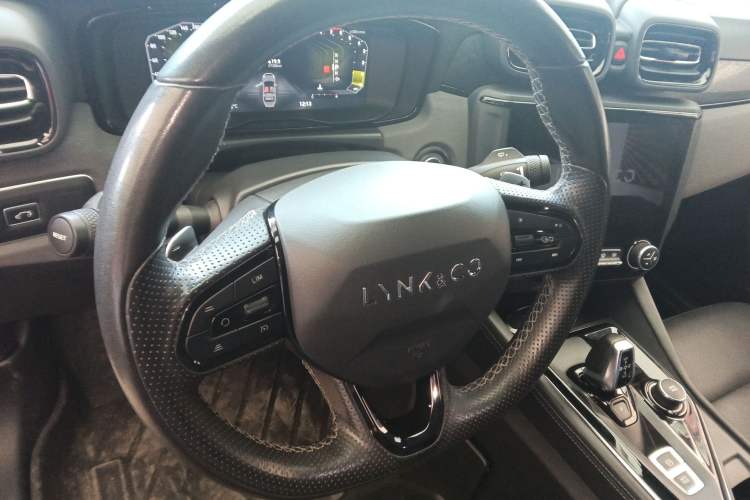 Used Lynk & Co 03 2022 2.0TD DCT JingPro
