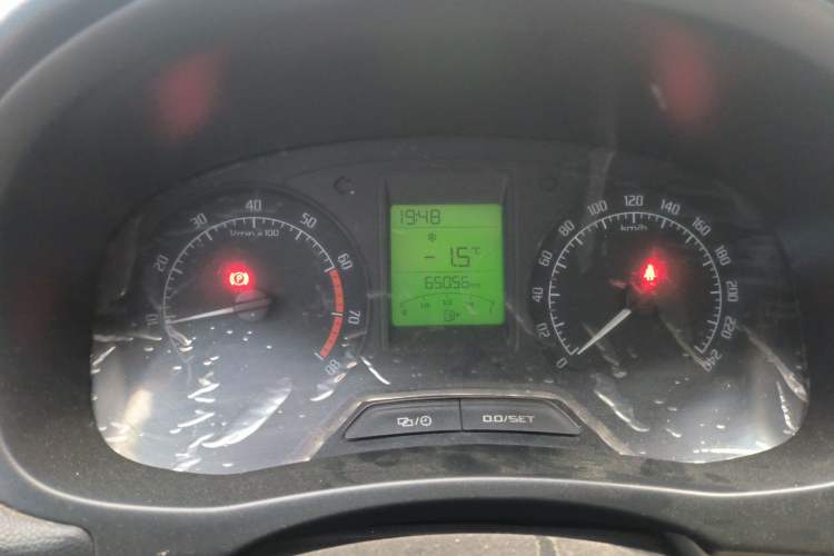 Used Skoda Fabia 2014 1.4L Manual Crystal Edition