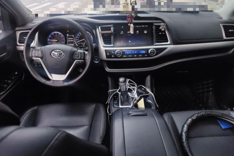 Used Toyota Highlander 2018 2.0T Four-Wheel Drive Prestige Version 7 Seats China VI Standard
