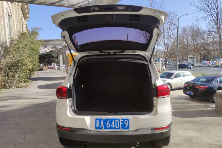 Used Volkswagen Tiguan 2016 280TSI Automatic Two-Wheel-Drive Silk Road Style Edition