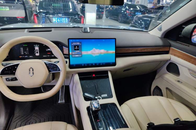 Used Hima AITO M7 2024 1.5T Rear-Drive Plus Version 5 Seats
