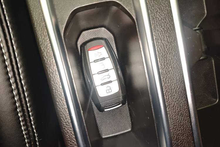 Used Haval M6 2023 PLUS 1.5T DCT Elite Smart Connectivity Model
