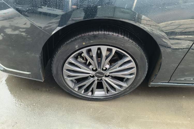 Used Dongfeng Aeolus Yixuan MAX 2023 1.5T Ultra-Stylish Trendsetting Dad Edition