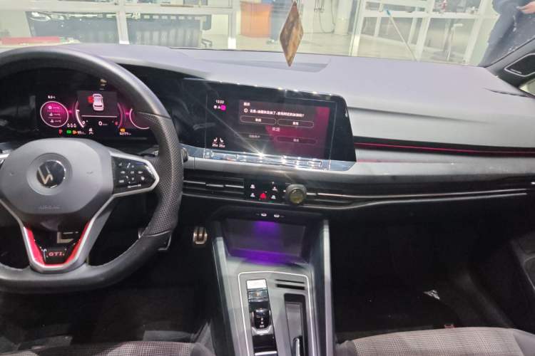 Used Volkswagen Golf GTI 2023 380TSI DSG GTI
