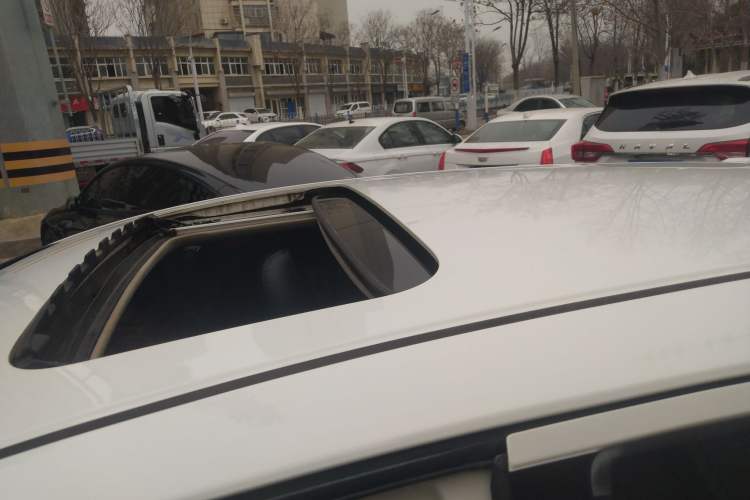 Used Honda Fit 2018 1.5L CVT Comfort Sunroof Version