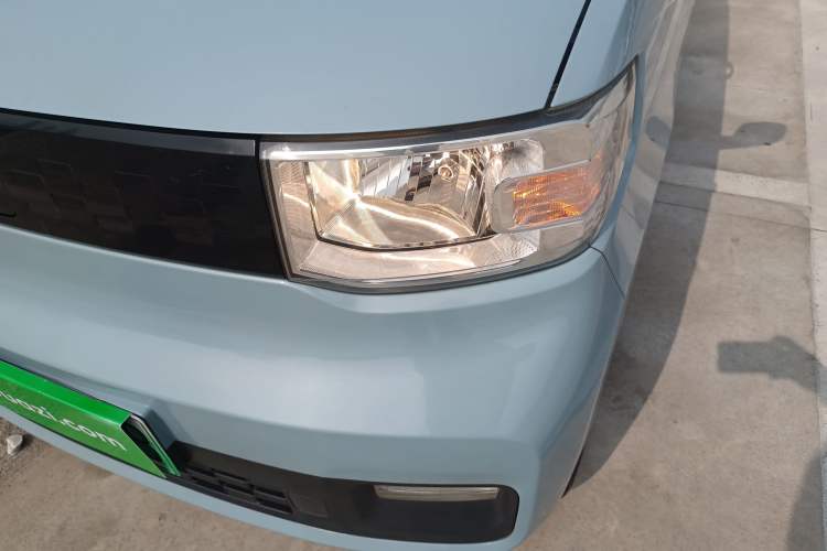 Used Wuling Hongguang MINIEV 2021 Macaron Fashion Edition Lithium-Ion Battery