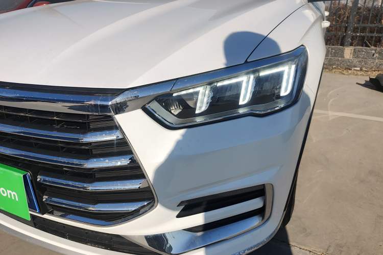 Used BYD Song Pro 2019 1.5T Automatic Elite Edition
