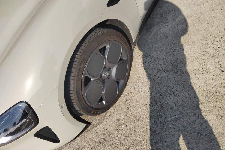 Used  SU7 2024 Rear-Drive Long-Range Intelligent Driving Version