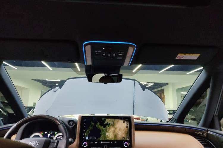 Used Toyota Alphard 2024 Dual-Engine 2.5L Deluxe Edition
