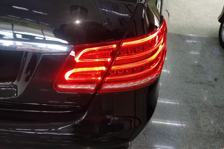 Used Mercedes-Benz E-Class 2015 Restyled E 260 L Sport Edition
