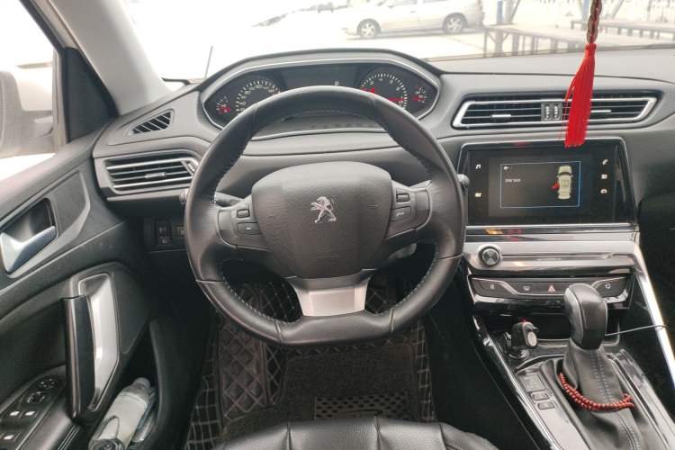 Used Peugeot 308 2018 1.6L Automatic Luxury Edition
