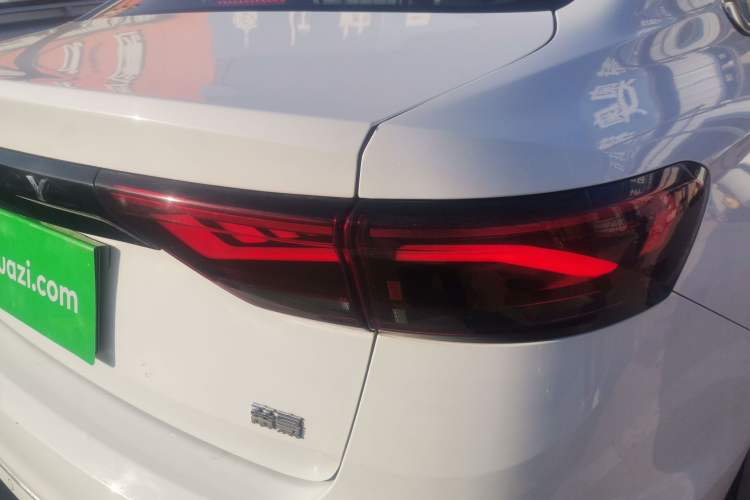 Used Geely Auto Emgrand 2022 4th Generation 1.5L Manual Luxury Model
